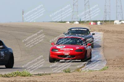 media/Apr-30-2022-CalClub SCCA (Sat) [[98b58ad398]]/Group 5/Race (Outside Grapevine)/